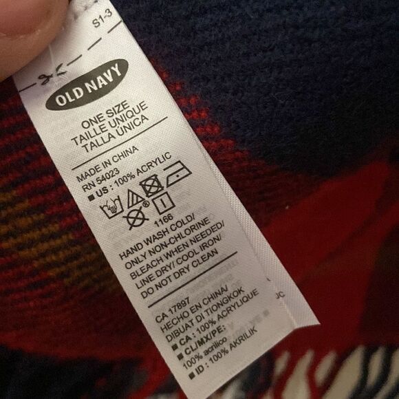 Old Navy Plaid Winter Scarf New with Tag - Picture 6 of 7